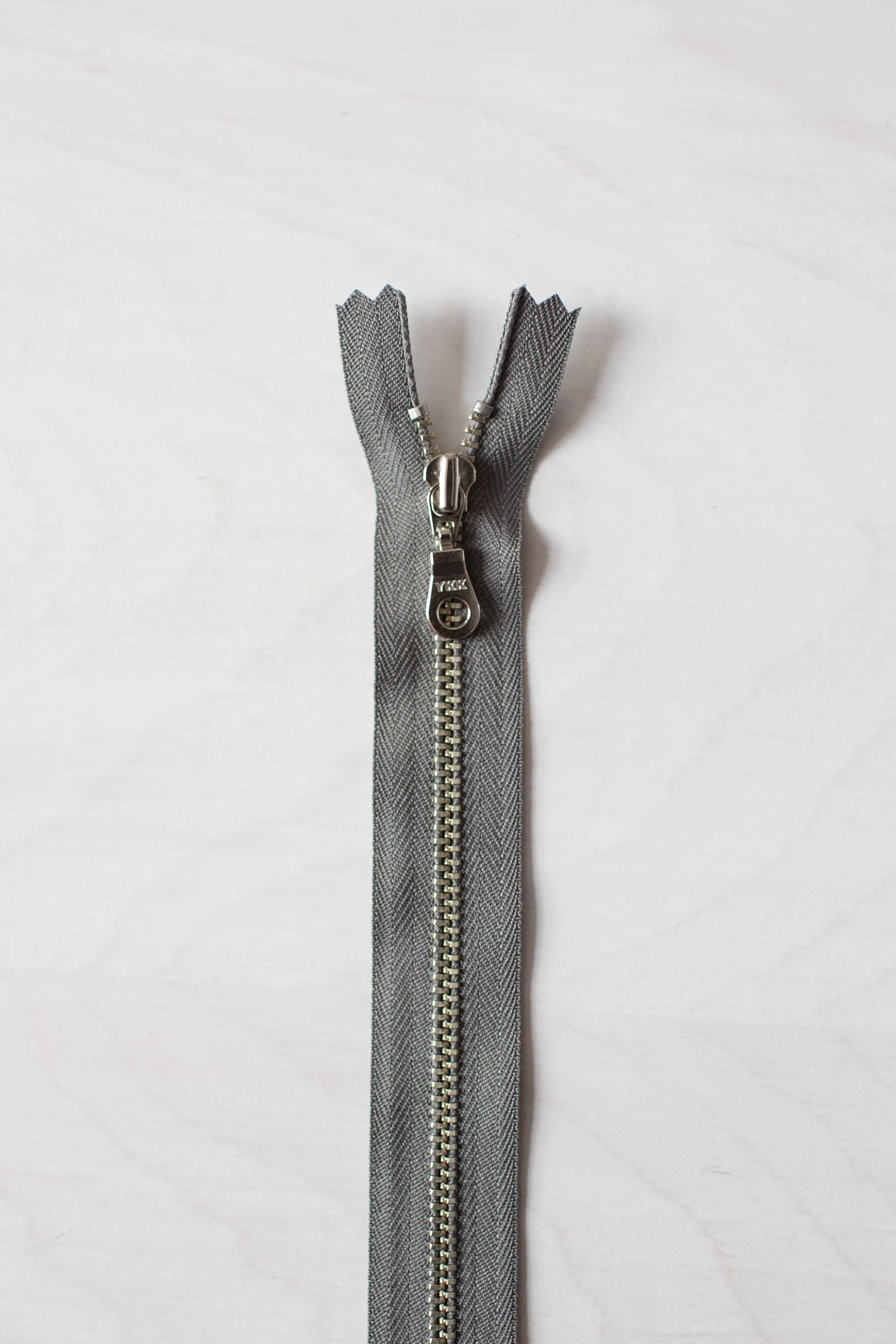 7"/18 cm Metal Zipper