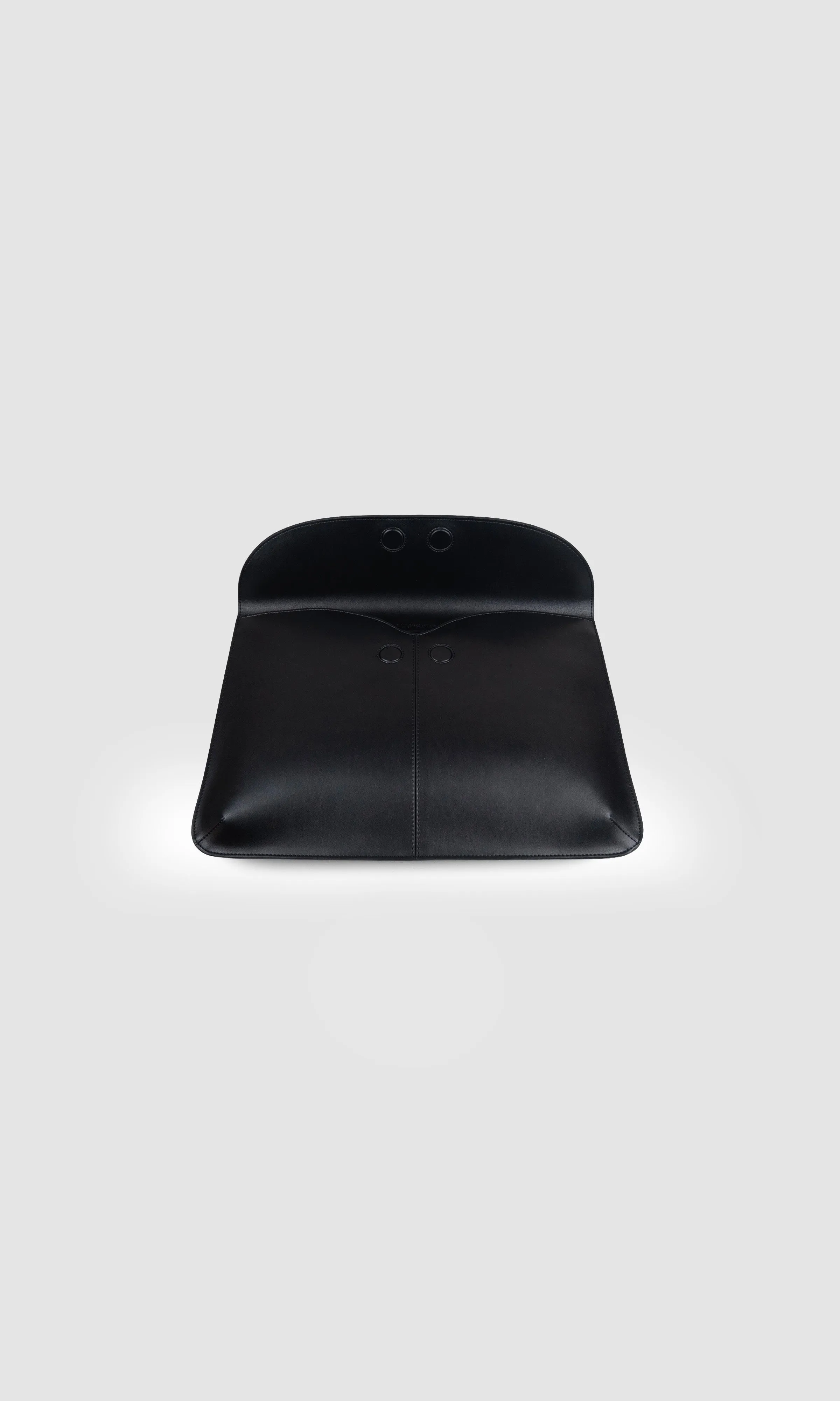 LOYAUTÉ - BLACK LAPTOP BAG